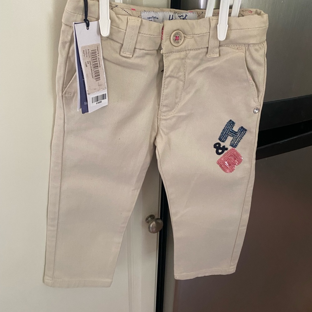 *NWT Adorable Designer Harmont and Blaine Baby Girl Chino’s- 12 months
